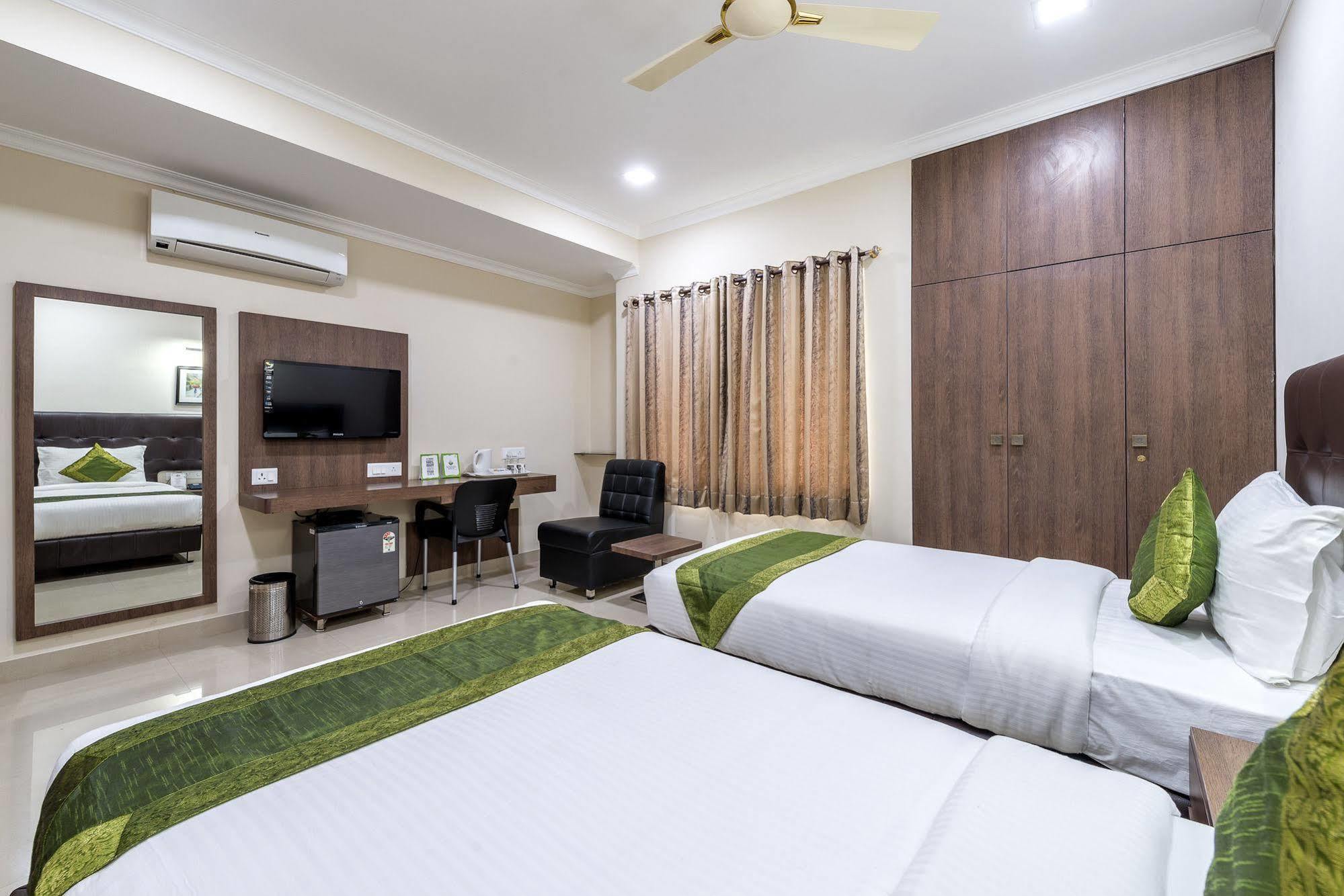 Hotel Mount Kailash Suites 钦奈 外观 照片